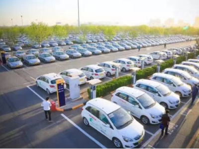  東方時(shí)尚駕校練車可以帶朋友嗎現(xiàn)在還能練嗎？