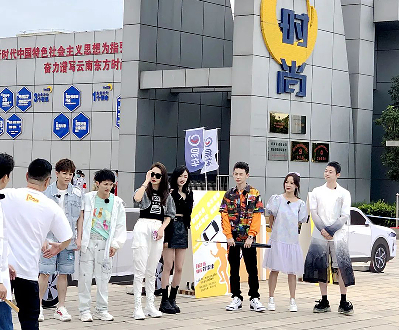 東方時尚駕校情侶學車攻略，女博士順利拿本